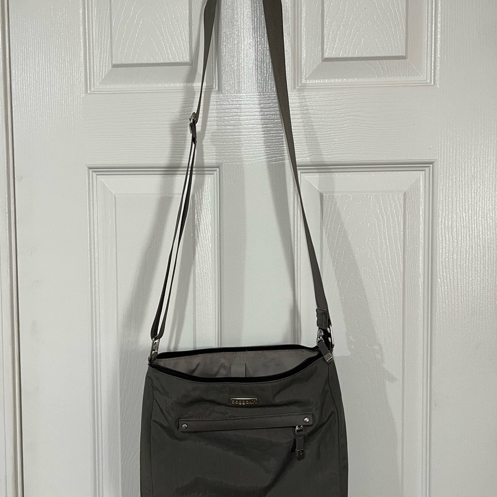 Bagallini shoulder sling bag